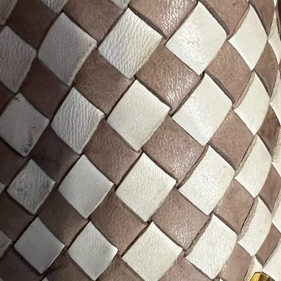 Vintage Bally Leather Kelly bag (callouts in photos) please look before purchase Bags